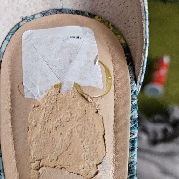 JLo vegan  wedge sandals snake skin size 10M/42 - Picture 7 of 8